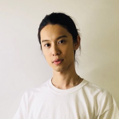 sawasawa12's profile picture. ステイラック所属／声優 【出演】桃源暗鬼(桃巌深夜)/A3!(摂津万里)/新テニスの王子様(ジークフリート)/ツキプロ(七瀬望)/スタンドマイヒーローズ(九条壮馬)/スケアリーストーリーズ(チャック) 【インスタ📸】https://t.co/sVZbCVSzUF【主催イベント公式X】@SALFY2024