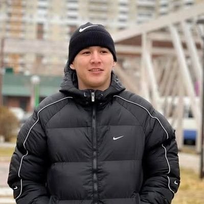 UGanhuleg34138's profile picture. бусдад инээд түгээе
намайг дагавал буцааж дагана