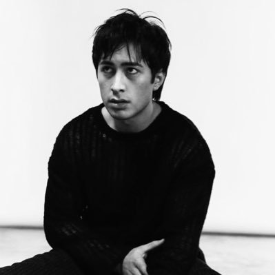 Swift_holl's profile picture. That boy is corrupt🪶🖤