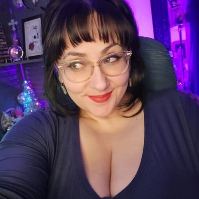 Touch_Of_Sno's profile picture. ~Veni. Vidi. Amavi.~🌹Thorny Rose🌹#SingleMom #KeepTheFaith  #Spooky #Feminine #Medium #Paranormal #Spirituality DMs CLOSED. https://t.co/Thypu135Tt