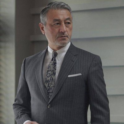 rui0_btc's profile picture. 元大手仮想通貨取引所の職員/ビットコインで年間10億を稼ぎ出し、生きる伝説と呼ばれた人/借金1億円から資産100億円に到達した私のノウハウを忘備録として残していきます／有料商材の勧誘は一切お断り/初心者全員を救うことはできないが、両手に抱えられるだけのフォロワーさんだけは必ず幸せにします。