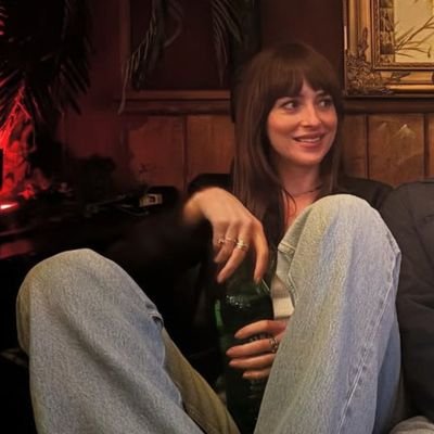 itzsdeluca's profile picture. 