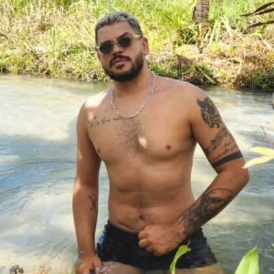 pqpdenio's profile picture. Dênio Pires, 32 anos, biólogo, geminiano, morador de Unai City. 
Temporariamente no RN a trabalho ✍️🏻💚