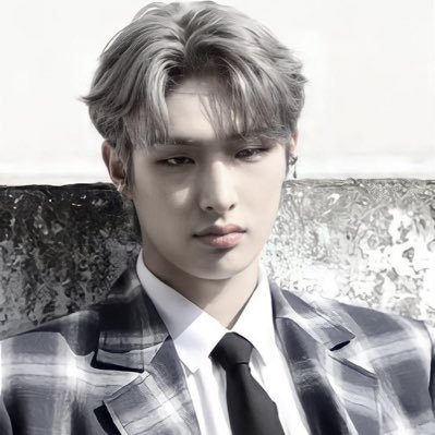 gunnarvah's profile picture. FICTIVE by #aprime. Refined chaos, driven by passion painted in art. 𝘚𝘰𝘭𝘦𝘮𝘯𝘭𝘺 𝘺𝘰𝘶𝘳𝘴, 𝘉𝘳𝘢𝘯𝘥𝘰𝘯.