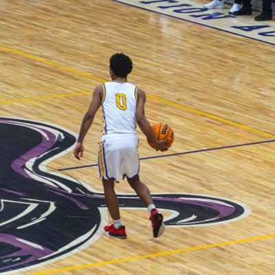 MikeStricklannd's profile picture. Quality Education Academy | 5’10 2026 PG | 3.3 GPA | NC RANK 38 | cell - (704)-701-2817📱 mstrickland@qeacademy.org