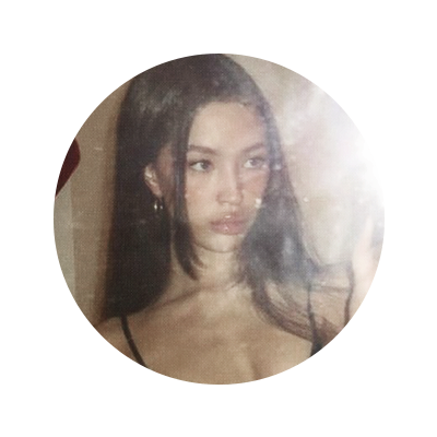 Daphneuly's profile picture. 