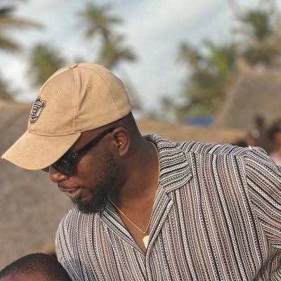 micolekz's profile picture. Architect | Tech enthusiast