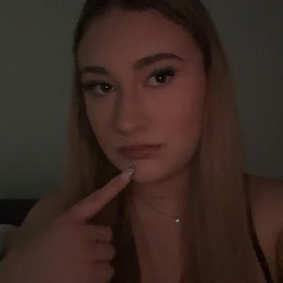 noelliedml's profile picture. Boss lady 💋