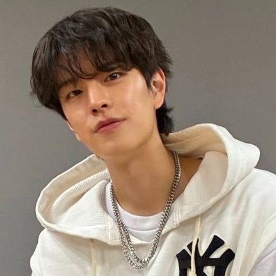 HateBroccoliUgh's profile picture. perverted, and free, PF⋮ ⌗ ┆
#Cortis #Straykids #Enhypen #Newjeans #Lngshot