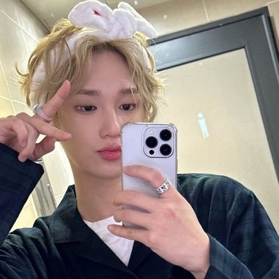 awparkj's profile picture. #1 its alright stan #테오