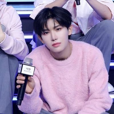 dear_chenie's profile picture. Yichen ❤️ MODYSSEY