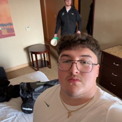 thedylanshaw's profile picture. 