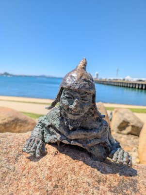 jonatung1984's profile picture. From Earth, part time student.