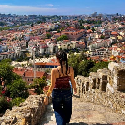 shiraaater's profile picture. 