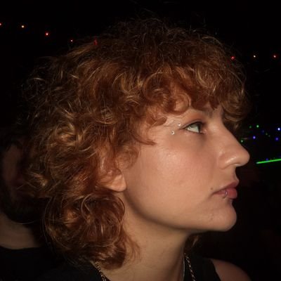 thaliasitgets's profile picture. espero que nada daqui te ofenda, até logo!