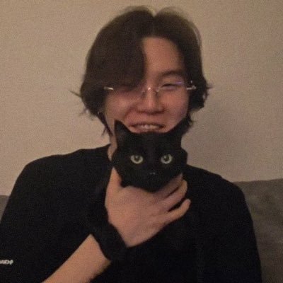 echoguinho's profile picture. .                     we   are    bulletproof    ⋆.˚❀