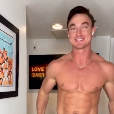 maddox07771889's profile picture. I love gay 🎄👅👅🏳️‍🌈🏳️‍🌈