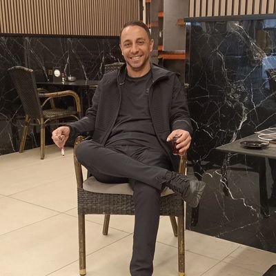 MertTayfun56347's profile picture. Bir tek özlemleri deviremedim şu ince bileklerimle geriye kalan her şeyi yıktım fena yaptım.