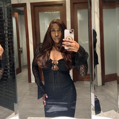 ayiticheriee's profile picture. tcnj’20 | 1 9 1 3 🐘| 🇭🇹