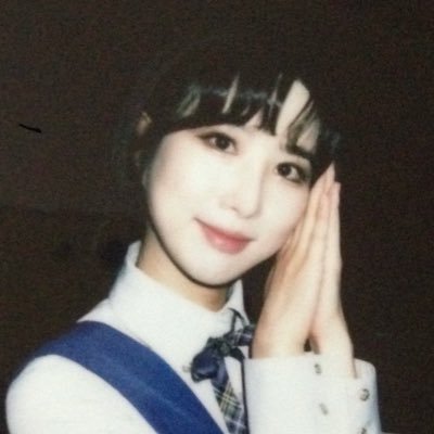 jjan_ini's profile picture. 지금쯤 별들이 환하게 빛나고 있겠지