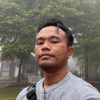 feltlovedbyyou's profile picture. 28, Naz’s.