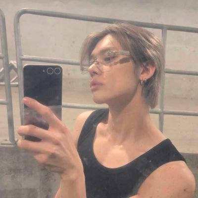 marshellaav's profile picture. Do not disturb.