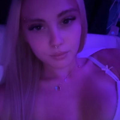 PlayboiiTa32167's profile picture. https://t.co/07ozWkTgaf