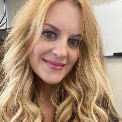 LivinTheFringe's profile picture. Proud Sask-Albertan boy Mom who loves dogs. God Bless AB, SK, & USA. Support CDN O&G & #WEXIT. The Liberals and Democrats are the real pandemic.