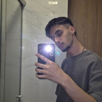 Feexwq's profile picture. 𖦹