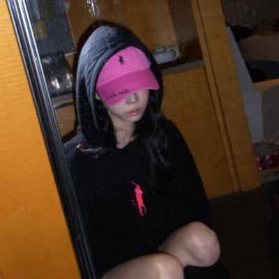 winterangin's profile picture. 