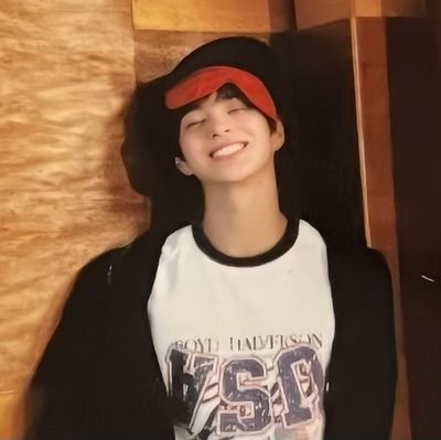 bryctthoughts's profile picture. S E V E N T E E N × E N H Y P E N ʕ⁠っ⁠•⁠ᴥ⁠•⁠ʔ⁠っ