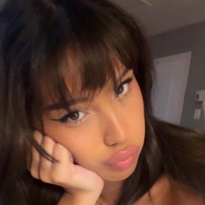 llartllvii's profile picture. 💖💖