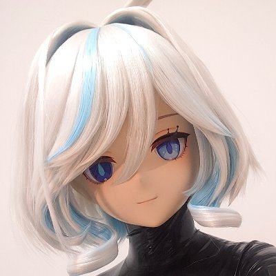 Spicy_Rebar's profile picture. 是萌新kiger，角色是芙宁娜，喜欢kigurumi和胶衣，不定时戴锁中，并非清水娃😘
才发现之前没开私信，有笨蛋我不说是谁