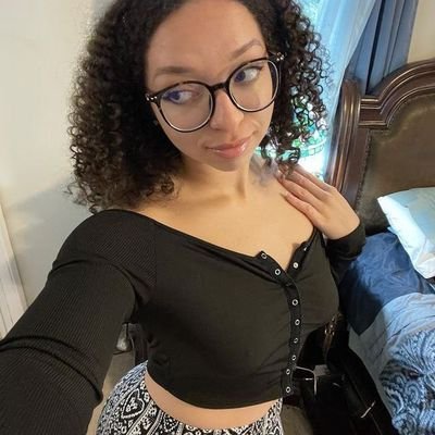 FnaticRecr70995's profile picture. Need a massage? then I'm the right person for you😊
I'm a massage therapist and I'm the best you can get, my hand are blessed with the right touch for your body