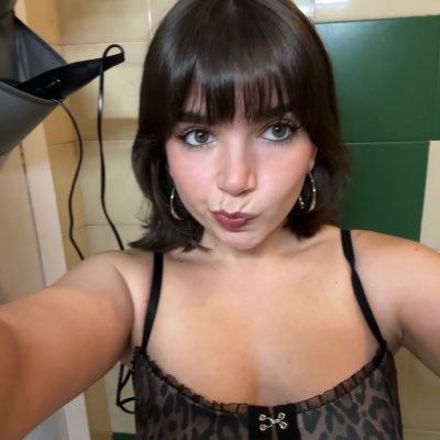 annasth0ughts's profile picture. 