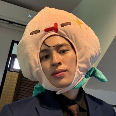 1berse's profile picture. 