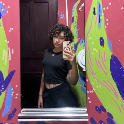 heavydirtylily's profile picture. menina divina unica e jamais igualada