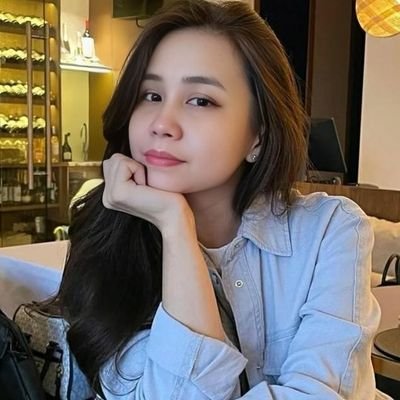 whattahairmaui's profile picture. WFH Mom♡
Solid KIMPAU💋