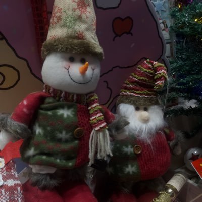 tinyrainday's profile picture. ⠀⠀⠀⠀⠀