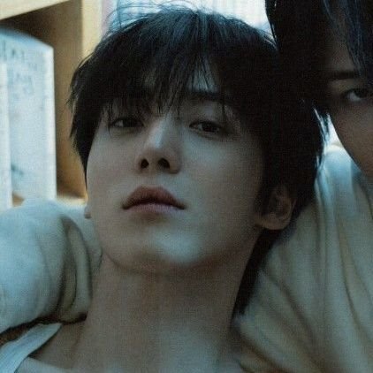 serantide's profile picture. Astronaut of my own thoughts, still lost in orbit.