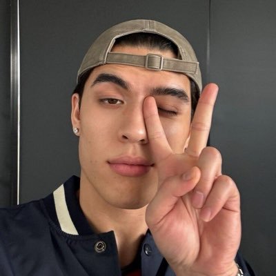 kanshimaa's profile picture. 🐈‍⬛ ྀི ⋆. 𐙚 ˚ | jossgawin ⁠♡ emibonnie ⁠♡