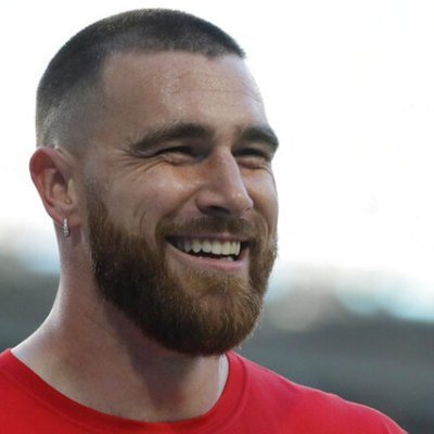 travis_kel84911's profile picture. Always remember WHO you are.... and WHOSE you are!! #HeightsRaised