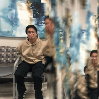 sntixgod's profile picture. handang mamatay ngunit takot sa kamatayan