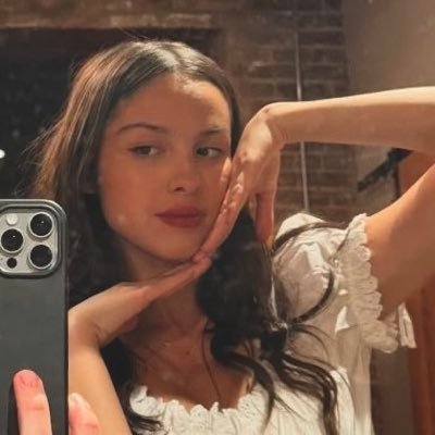 cIxiro's profile picture. commentary