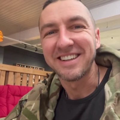 syrotkin_Alex's profile picture. love is the greatest ❤️.     Glory to Ukraine 🇺🇦