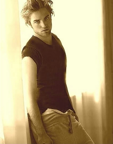 krazis_korner's profile picture. I´m a TwiFic addict... but for me... it´s all about B&E.. and the almighty HEA... this is my little play corner for all my fics..