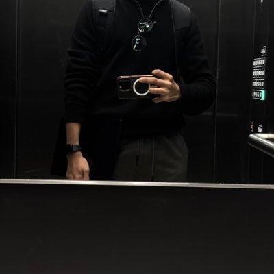 Justdy1ng's profile picture. I'm suffocating