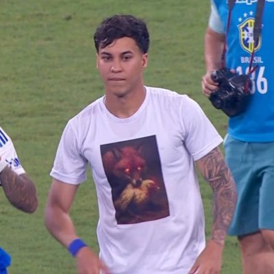 beqqysftw's profile picture. Expressando minha opinião e cuspindo verdades em relação ao Cruzeiro que, talvez, muitos não se sentem confortável de expor. No mais, amo o Cruzeiro!