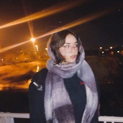 3dor3a59205's profile picture. شاعر بی شعر