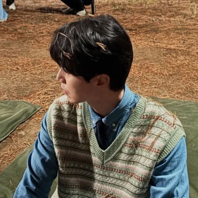 SE0ULLANDPAINTS's profile picture. father of the strongest girl in the world. dm me to get your portrait painted!